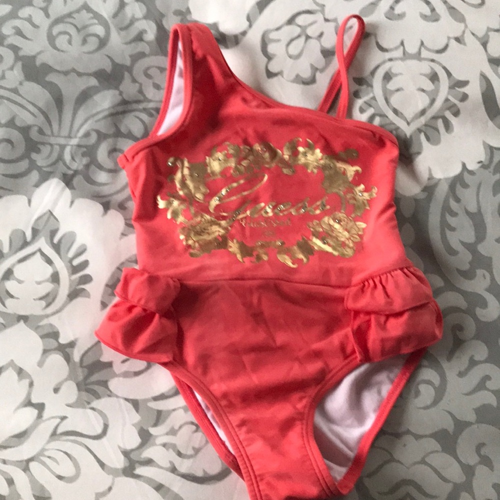Bathing suit